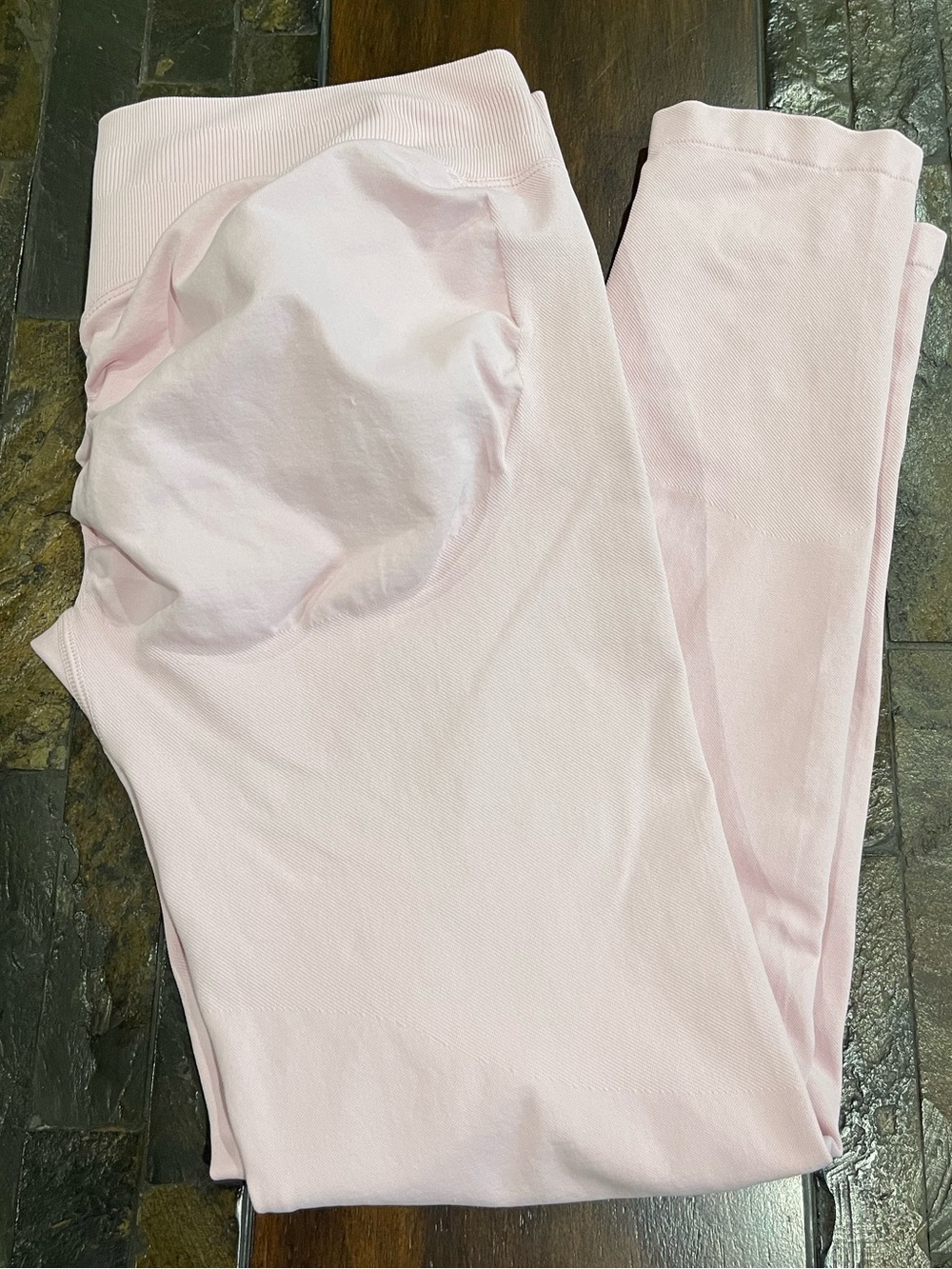 Women’s Light pink leggings